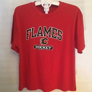NHL Licensed Calgary Flames Hokey Team T-shirt /XL